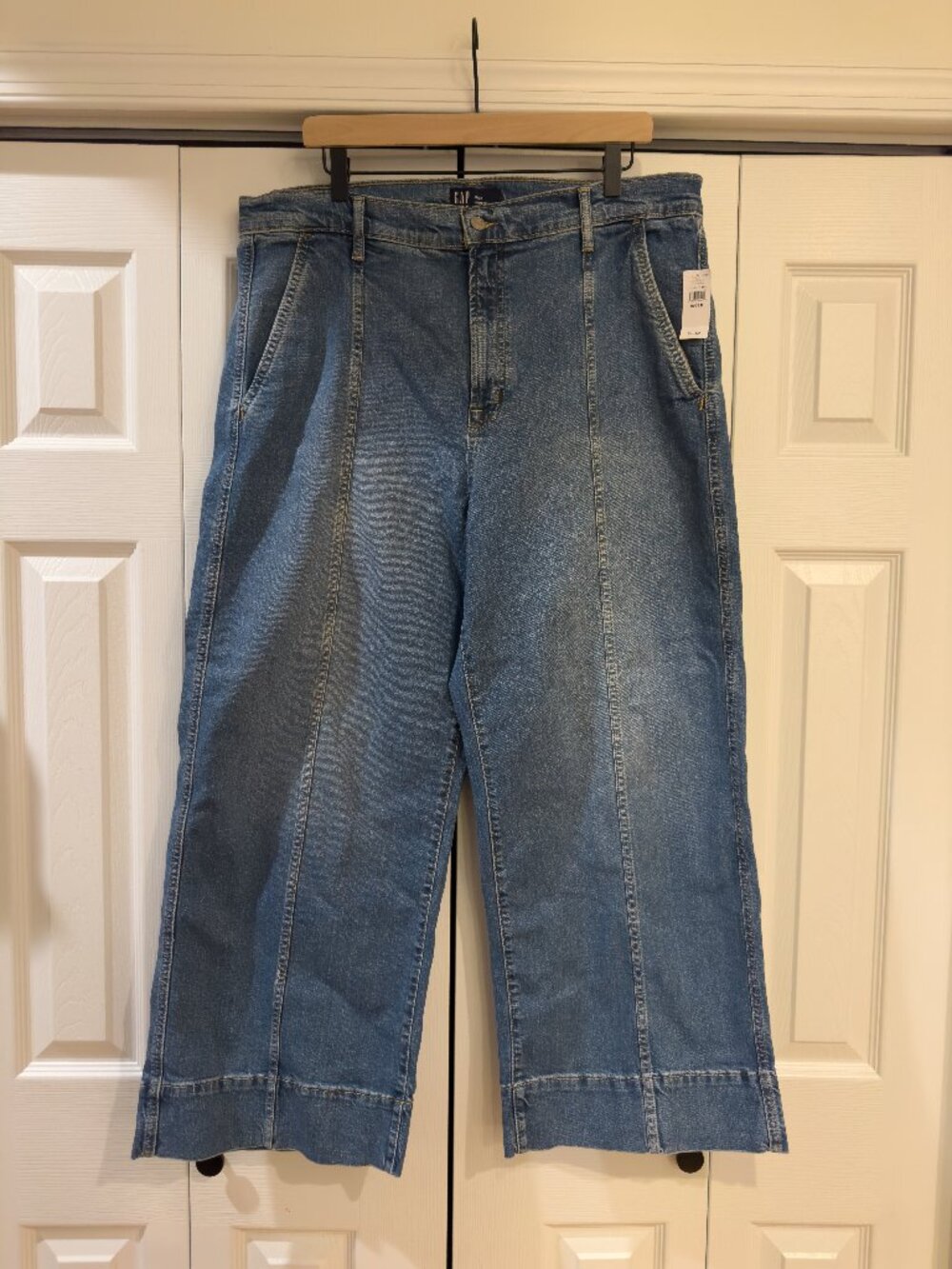 GAP High Rise Wide Leg Jeans